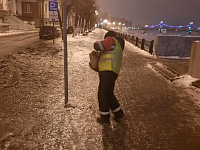 В Твери усилена противогололёдная обработка улиц
